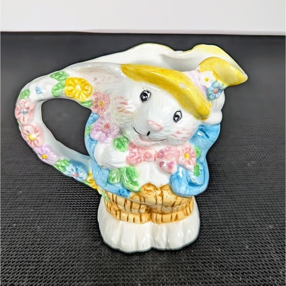 Mercuries Easter Bunny Set - Tea Pot, Salt & Pepper and Creamer Vintage 1994 - Picture 10 of 16